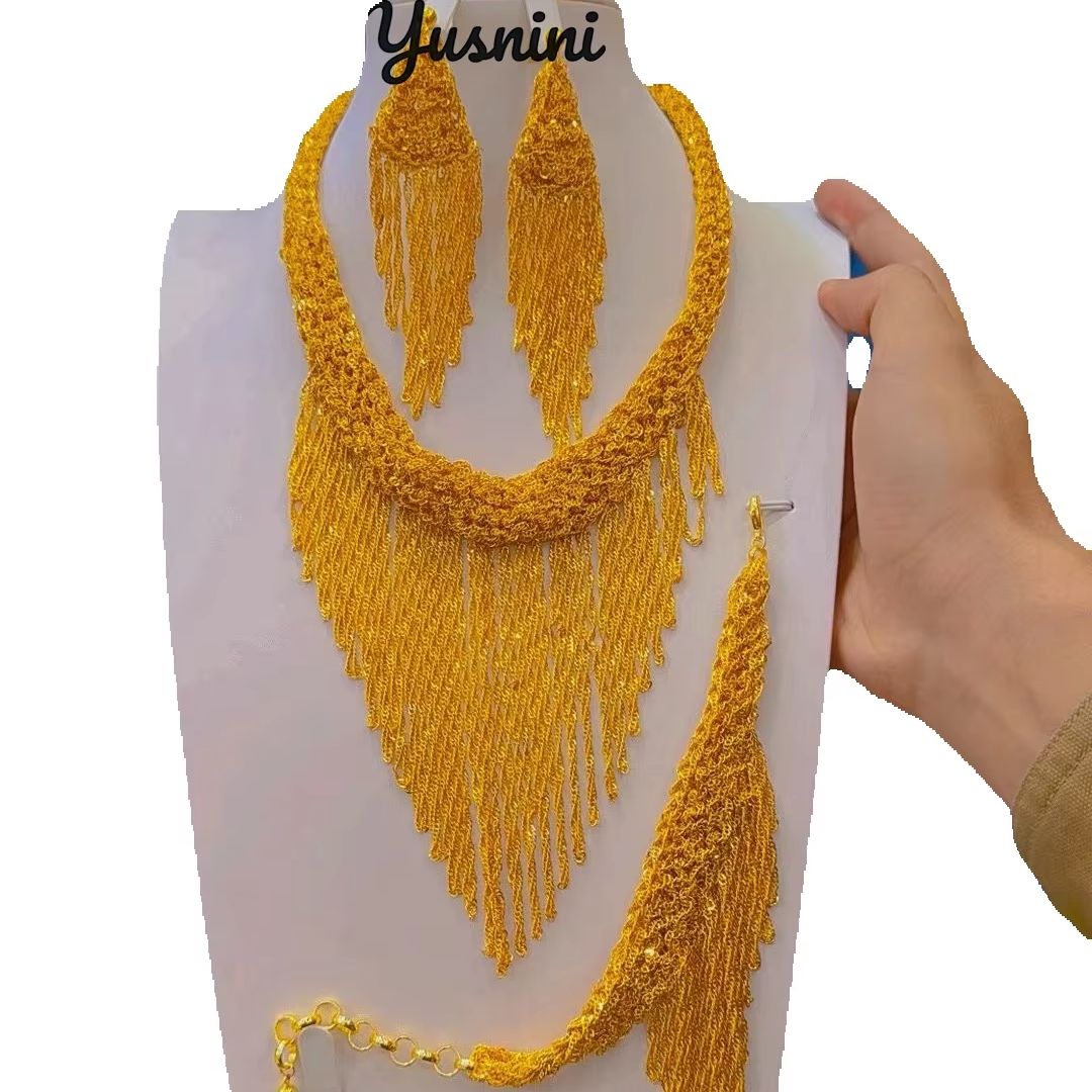 Women Accessories Dubai - طقم مجوهرات الزفاف الجديد المطلي بالذهب