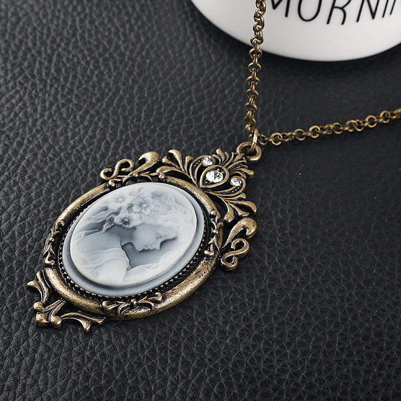 أحجار الراين الكريستالية الفيك - مراجعة Women'S Accessories Louis Vuitton وسعره