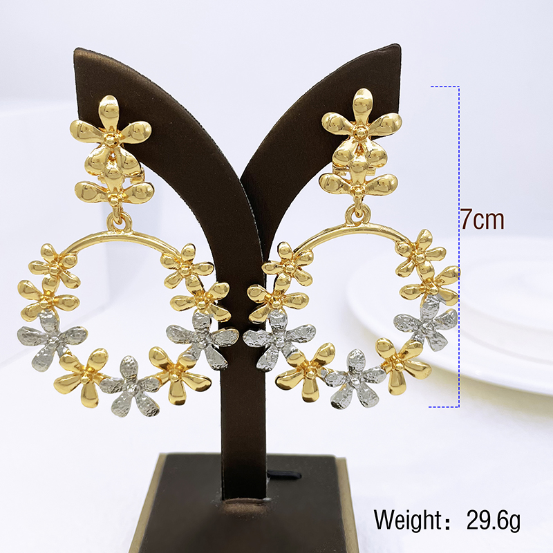 أقراط نسائية كبيرة مطلية بالذه - مراجعة Women Accessories Dubai وسعره